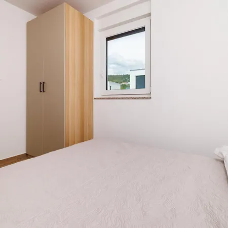 Mare - With Private Swimming Pool