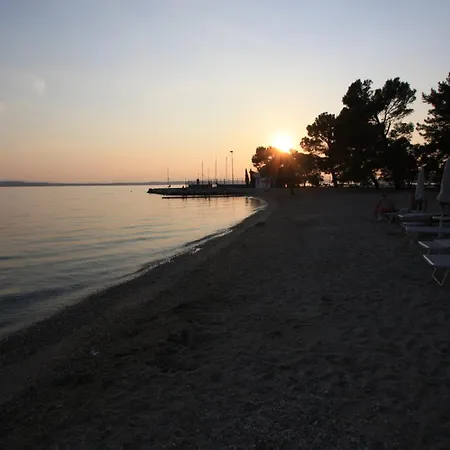 Mare - With Private Swimming Pool Ferienhaus Crikvenica